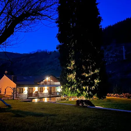 Fuentes Del Narcea Rurales Apartment